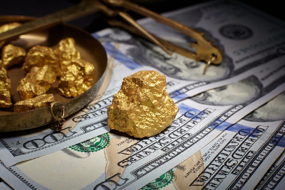 黄金与白银交易的必修课：从价格逻辑到交易机制，理解贵金属市场的运作方式